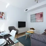 Triana Boutique II